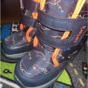Carters snow boots ONLY WORN 1x